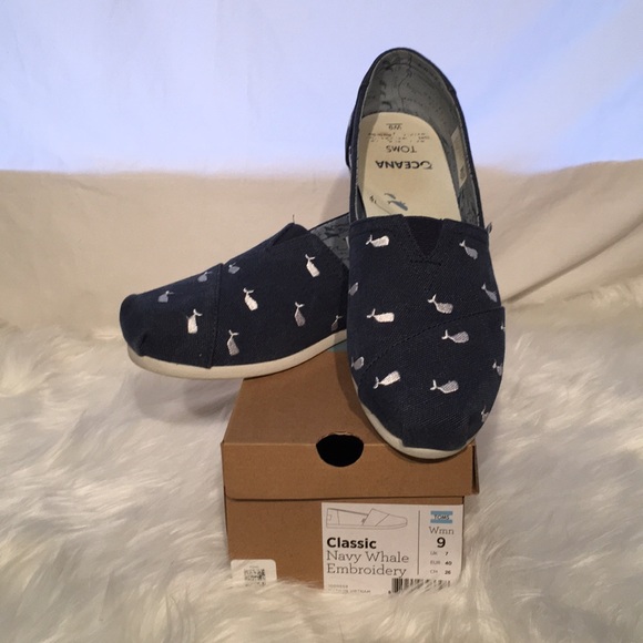 Toms Shoes - Toms Navy Whale Embroidery